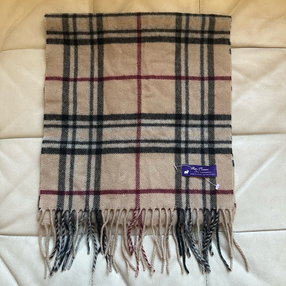 Alan Flusser 100% Cashmere scarf